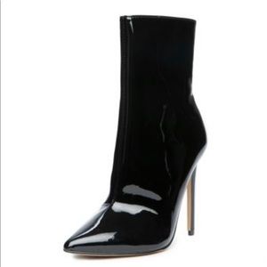 Steve Madden Wagner in size 6